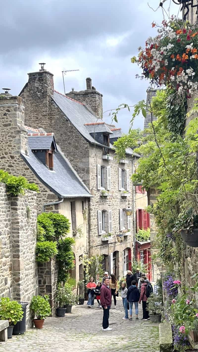 Restaurant Harmonika à Dinan, France