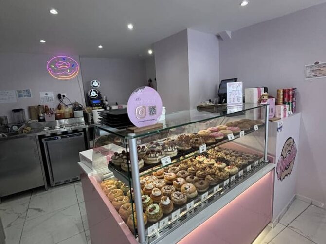 Restaurant Home Donuts Enghien-les-Bains à Enghien-les-Bains, France
