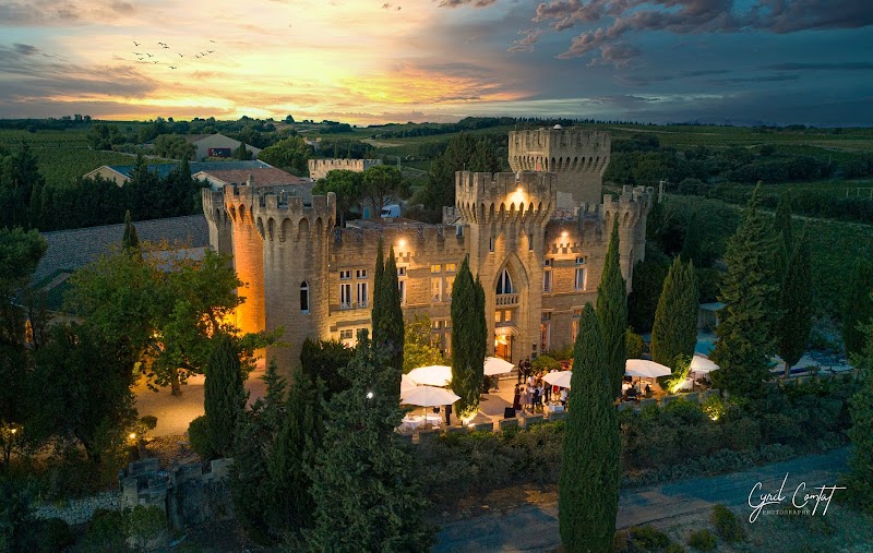 Restaurant Hostellerie Château des Fines Roches à Châteauneuf-du-Pape, France