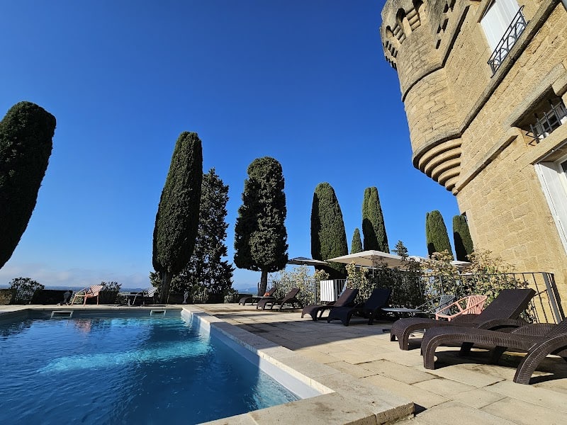 Restaurant Hostellerie Château des Fines Roches à Châteauneuf-du-Pape, France