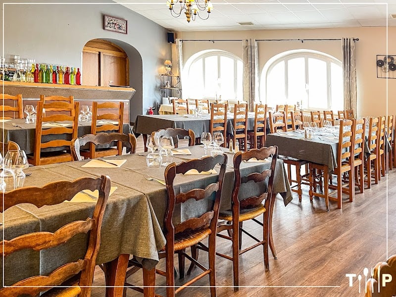 Restaurant Hostellerie Etienne à Labastide-d'Anjou, France