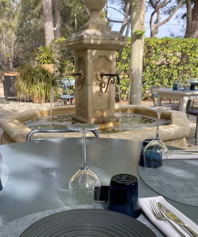 Restaurant Hôtel De la Plage HDLP à Bormes-les-Mimosas, France