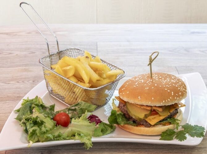 Restaurant Hôtel des Princes à Orange, France