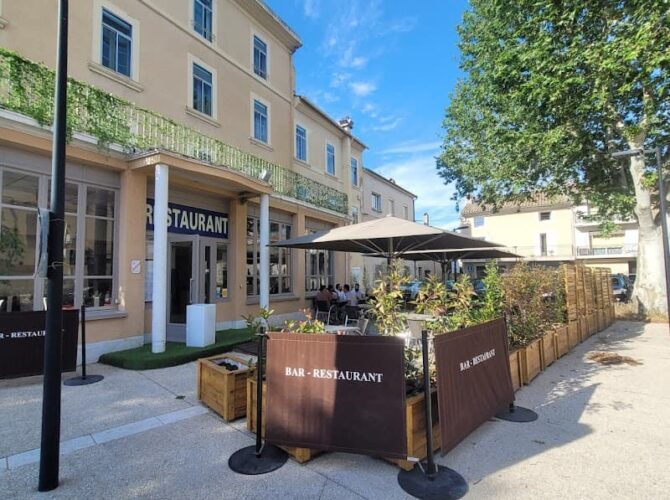 Restaurant Hôtel des Princes à Orange, France