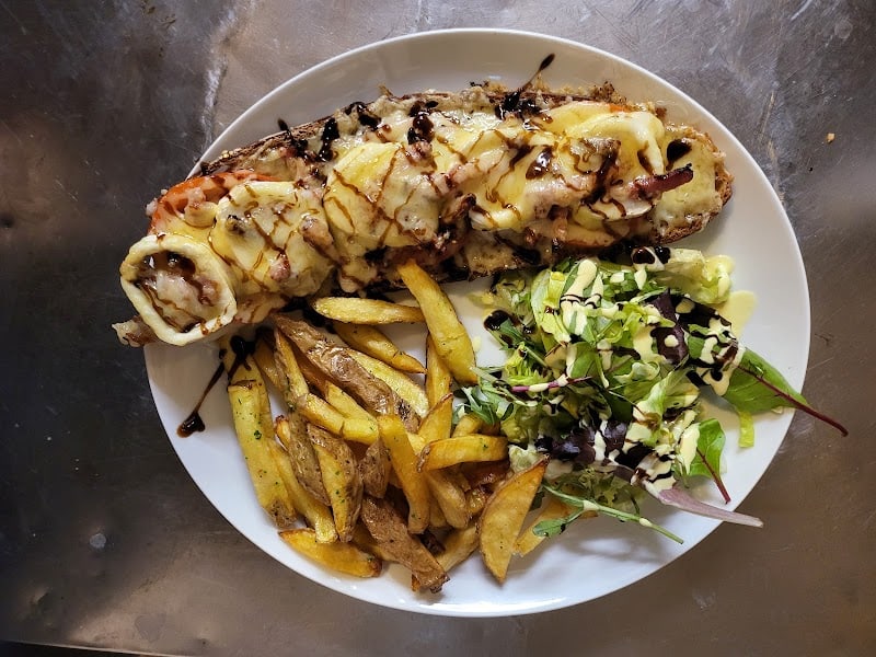 Restaurant Hôtel Moderne à Saint-Ouen-sur-Seine, France