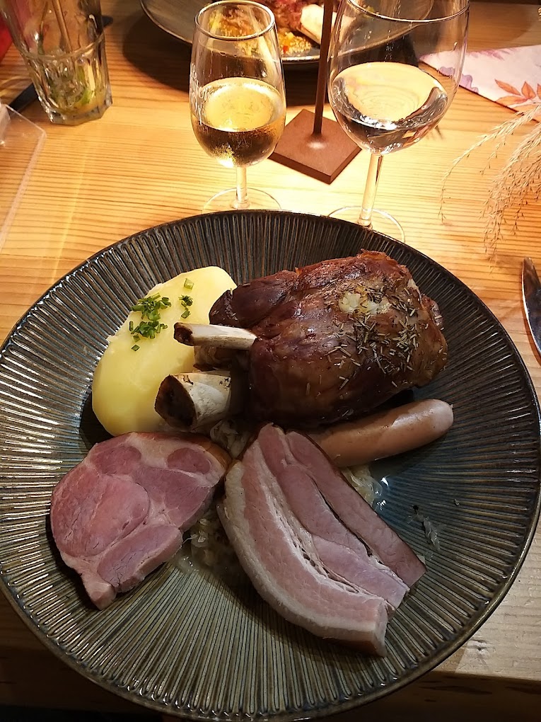 Hôtel restaurant le Bouton d’Or – l’Auberge du Soleil à Lapoutroie, France