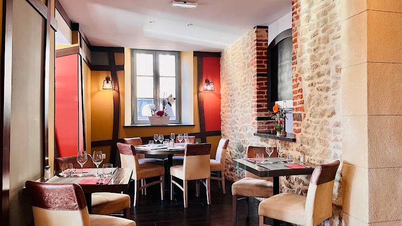 Hôtel & Restaurant – Le Coeur d’Or Douzy, Sedan Est (The Originals) à Douzy, France