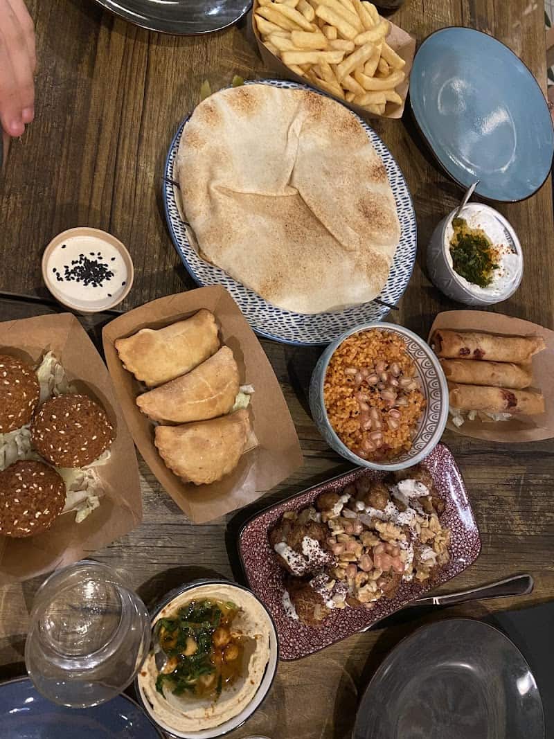 Restaurant HOUMMOS à Bois-Colombes, France