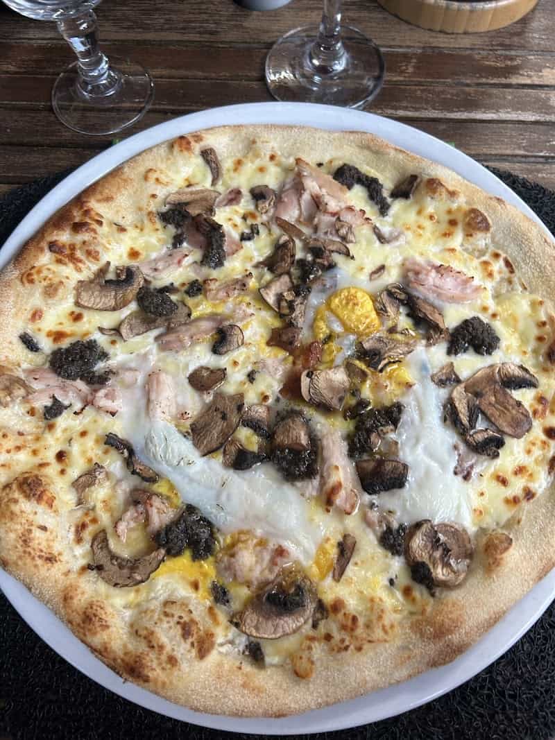 Restaurant Il Teatro Della Pizza à Bormes-les-Mimosas, France