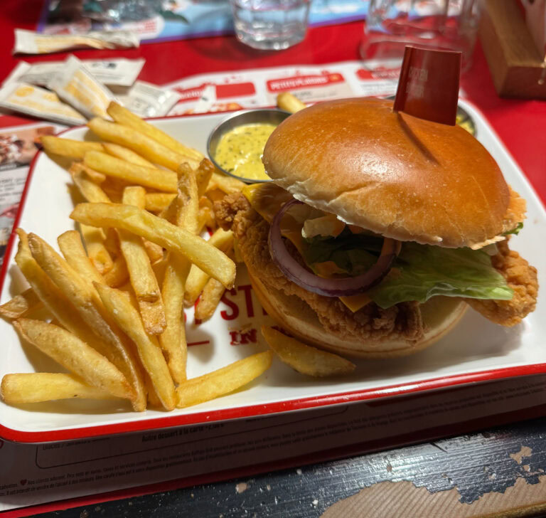 Spicy chicken burger