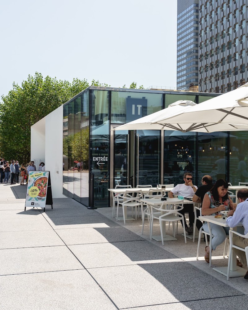 Restaurant IT – Italian Trattoria La Défense à Courbevoie, France