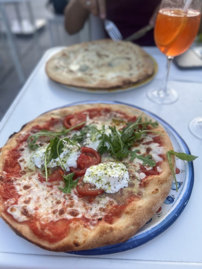 Restaurant IT – Italian Trattoria La Défense à Courbevoie, France