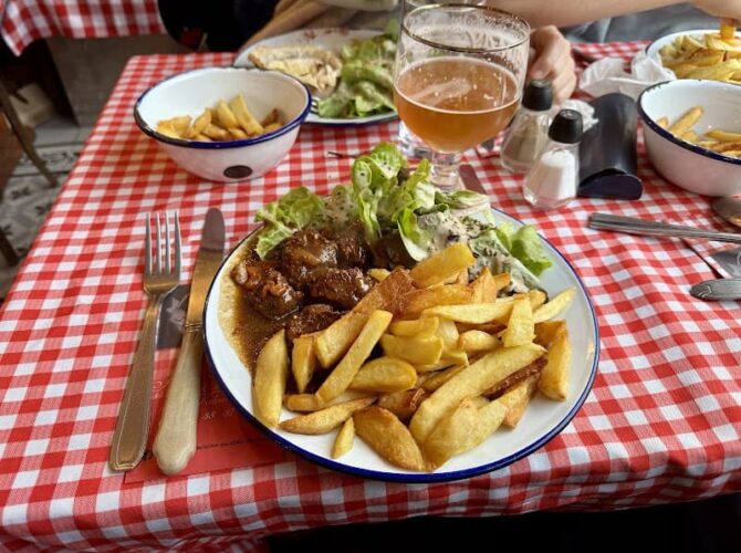 Restaurant Jules et madeleine au clair de lune à Valenciennes, France
