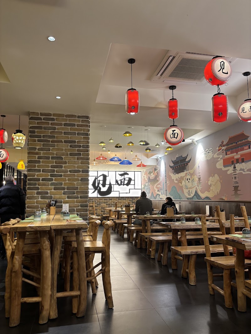 Restaurant Kelbol à Courbevoie, France