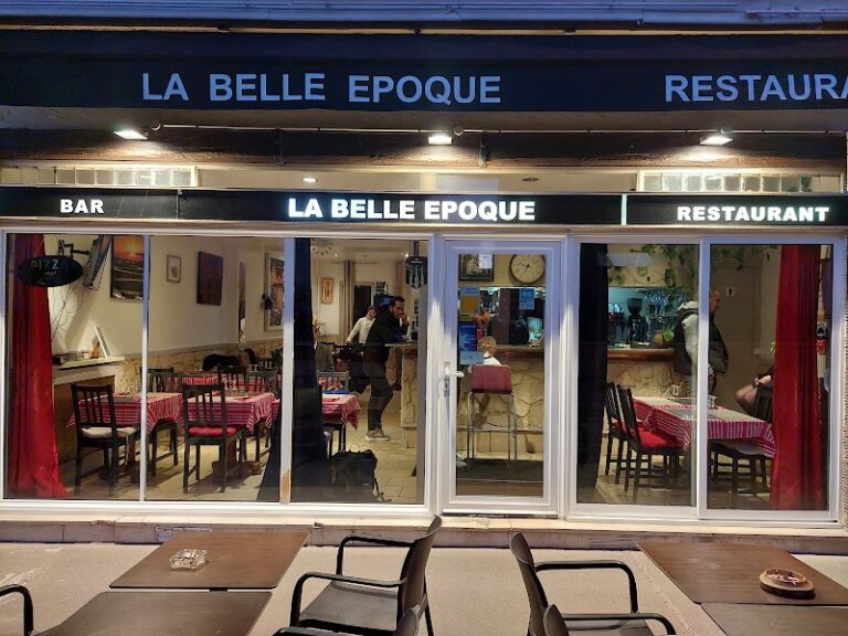 Restaurant La belle Epoque à Courbevoie, France — photo 1