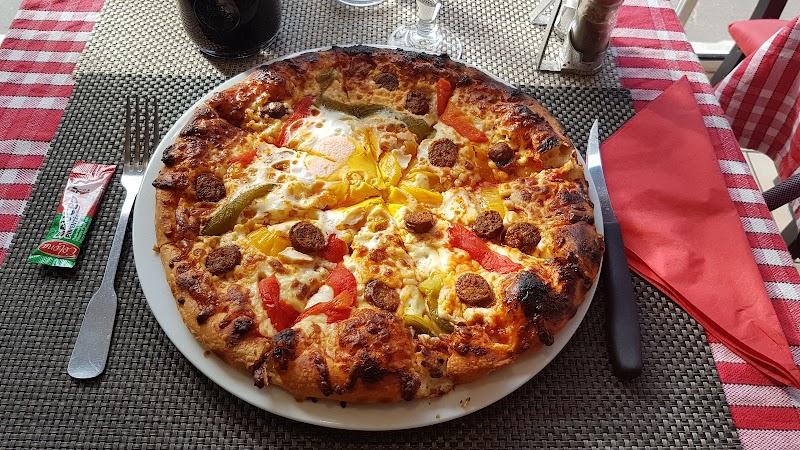 Restaurant La belle Epoque à Courbevoie, France