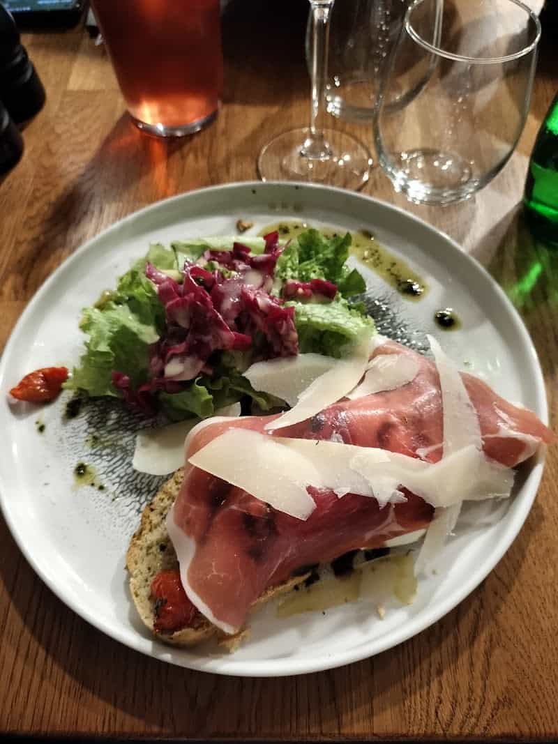 Restaurant La Bonne Assiette à Ivry-sur-Seine, France