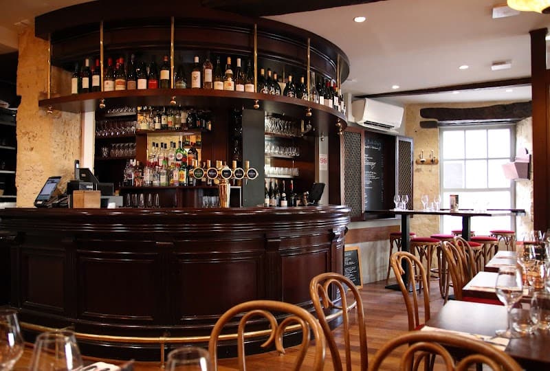 Restaurant La Bonne Entente à Pontoise, France