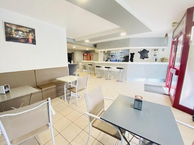 La Bonne Franquette Restaurant à Boissy-le-Cutté, France