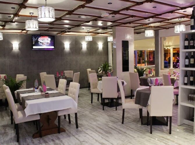 Restaurant LA BRASSERIE DU PORT à Bormes-les-Mimosas, France