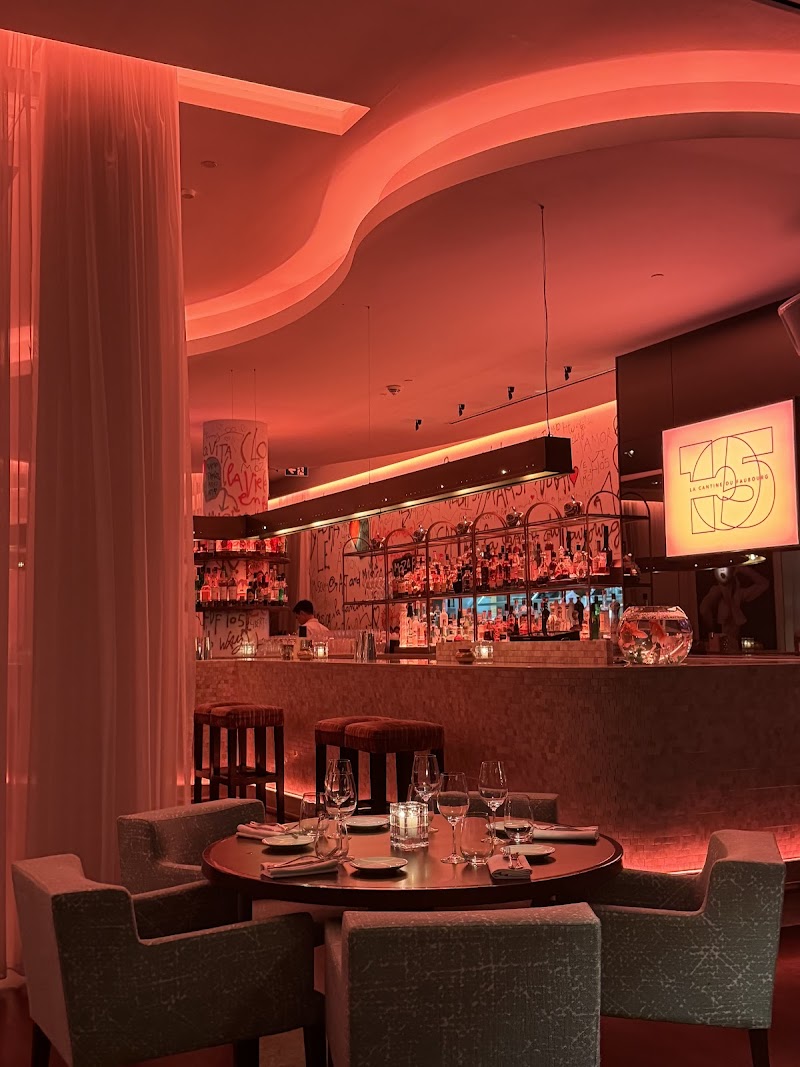 Restaurant La Cantine du Faubourg Dubai à Dubaï, Émirats arabes unis