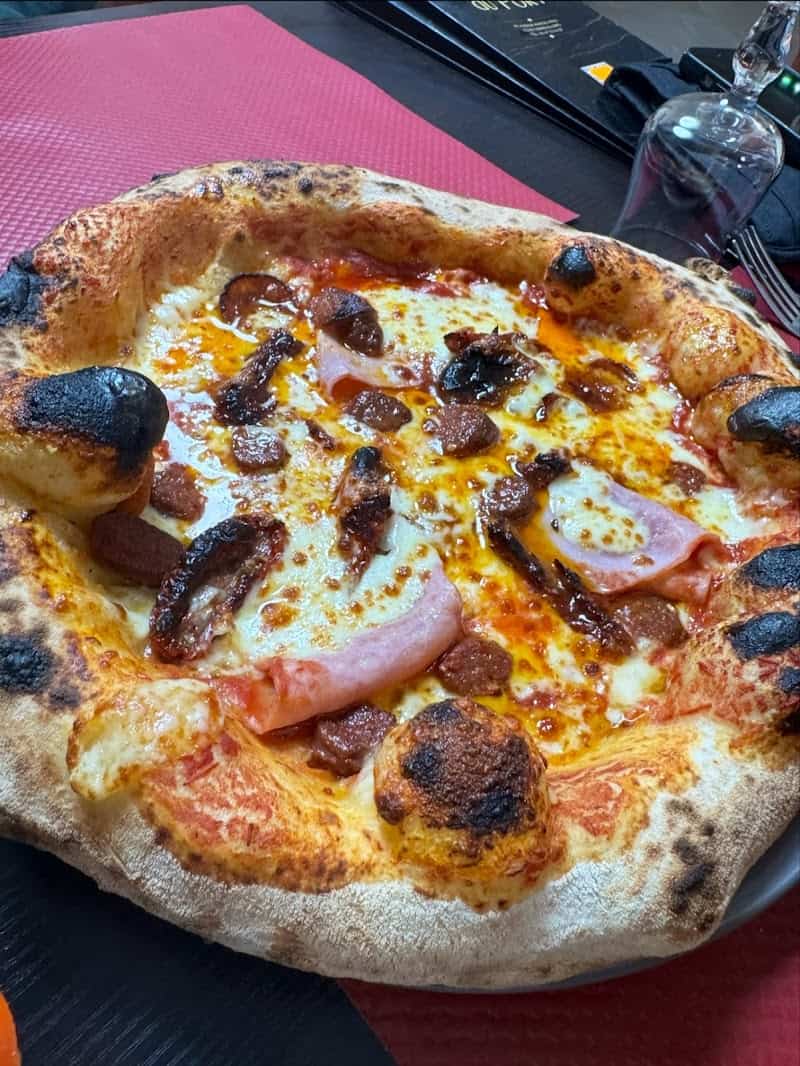 Restaurant La Cantine du Port à Gennevilliers, France