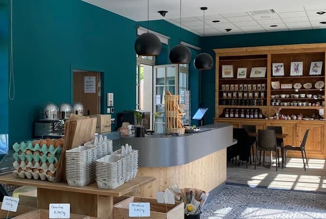 Restaurant La Capitainerie – Épicerie et Restauration à Mantoche, France