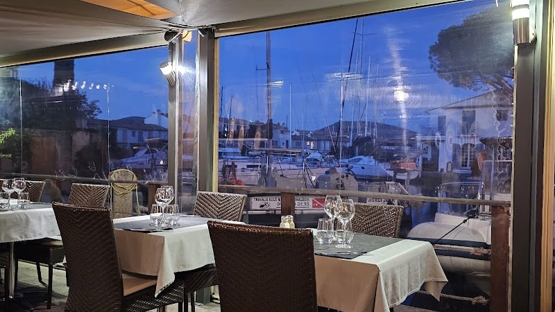 Restaurant La Caravelle à Grimaud, France