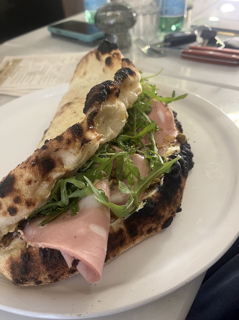 Restaurant La Casa Delle Dolcezze à Carignan, France