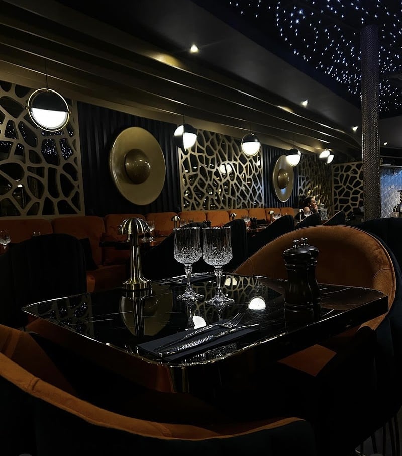 Restaurant La Casa d’Oro à Levallois-Perret, France