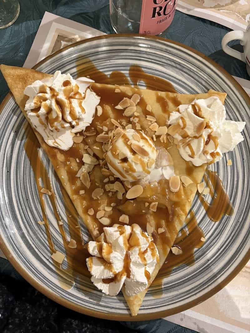 Restaurant La Cour Saint-Sauveur à Dinan, France