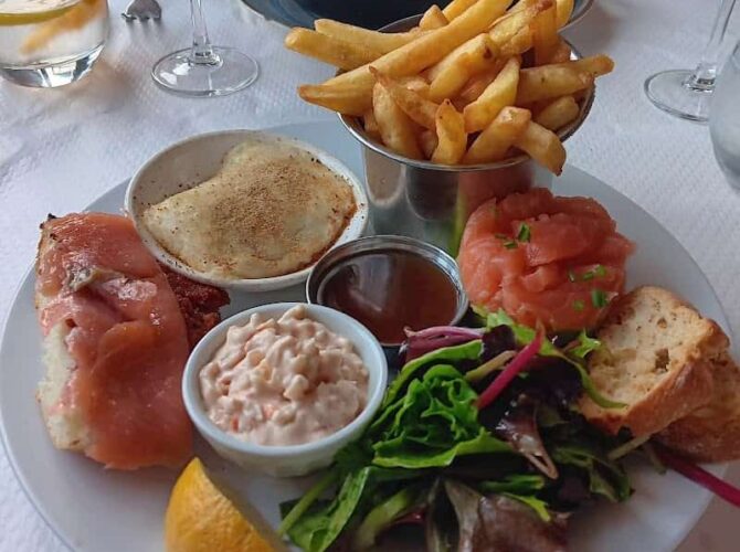 Restaurant La Criée Gennevilliers à Gennevilliers, France