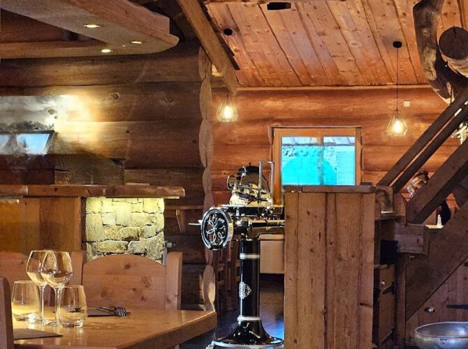 Restaurant La Ferme à Elise à Saint-Cergues, France