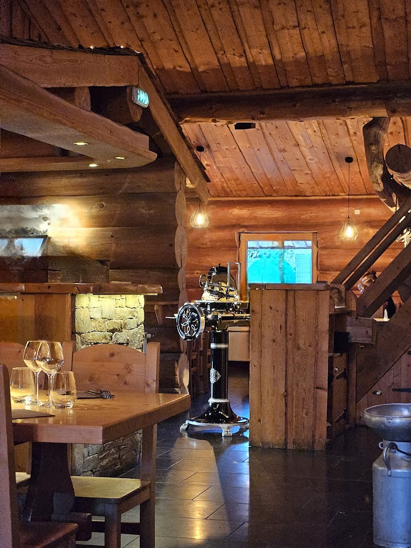 Restaurant La Ferme à Elise à Saint-Cergues, France