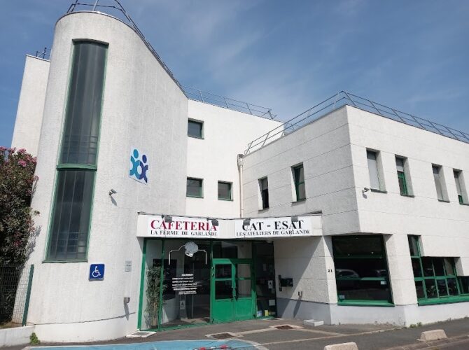 Restaurant La Ferme de Garlande à Bagneux, France
