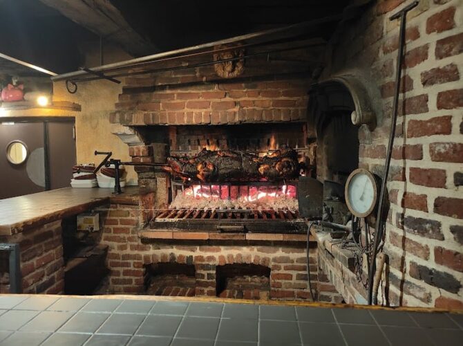 Restaurant La Ferme du Bout des Prés – Auberge à Cernay-la-Ville, France