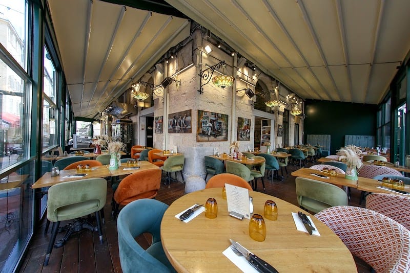 Restaurant La ferme , terre & mer à Marseille, France