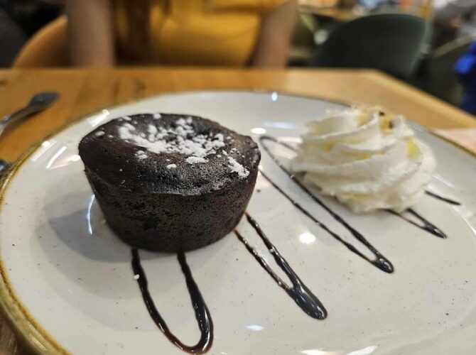 Restaurant La ferme , terre & mer à Marseille, France