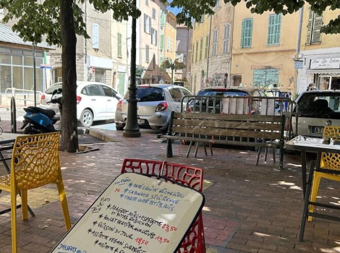Restaurant La Fougassine à Saint-Maximin-la-Sainte-Baume, France