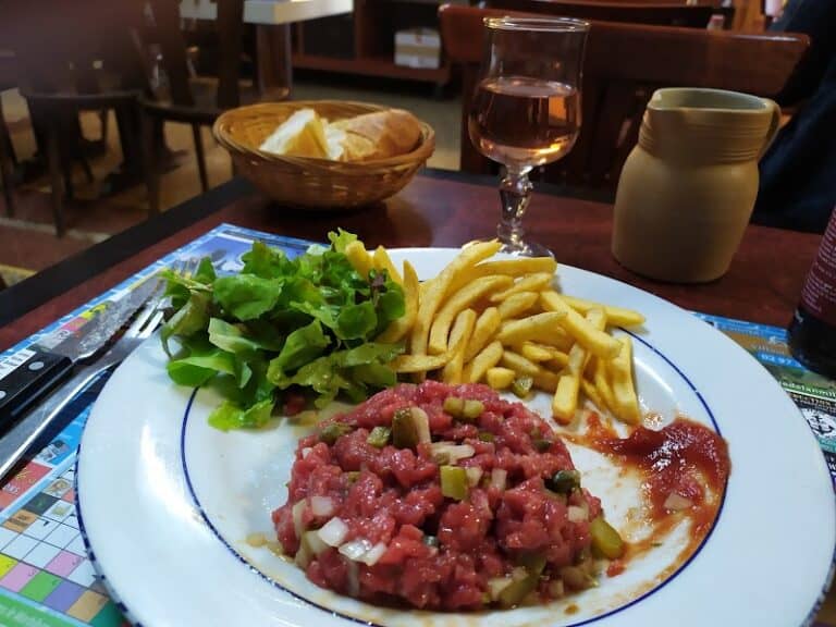 La Guinguette – Bar, Restaurant ouvrier