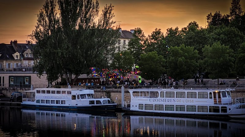 Restaurant La guinguette de pontoise à Pontoise, France
