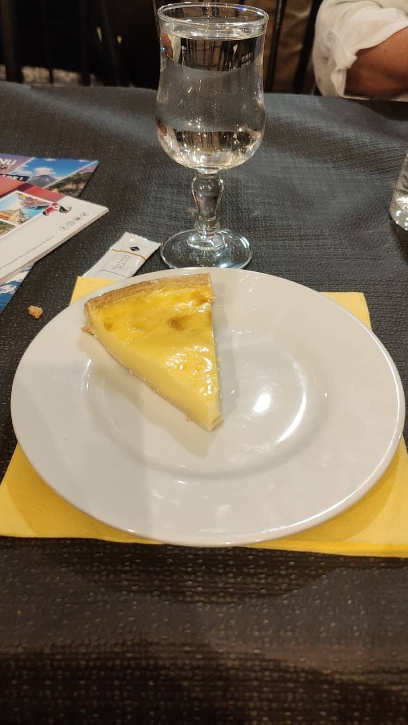 Restaurant La Guinguette à Neuvilly, France