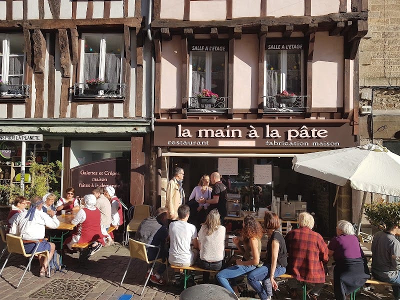 Restaurant La Main À La Pâte à Dinan, France