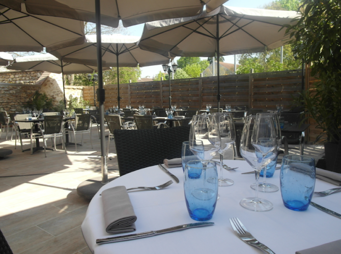 Restaurant La Maison du Pressoir à Crosne, France