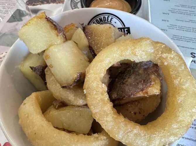 Restaurant La Pataterie Saint Maximin à Saint-Maximin, France