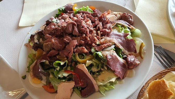 Restaurant La Petite Fontaine à Gray, France