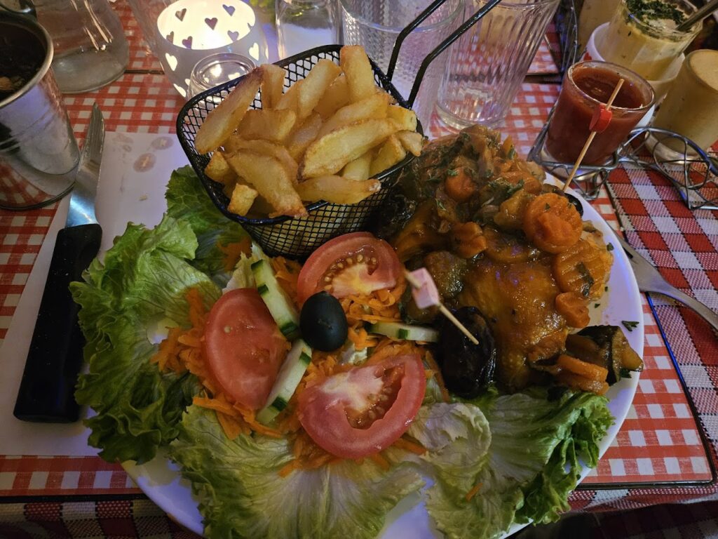 Restaurant La Petite Rose des Sables à Paris, France