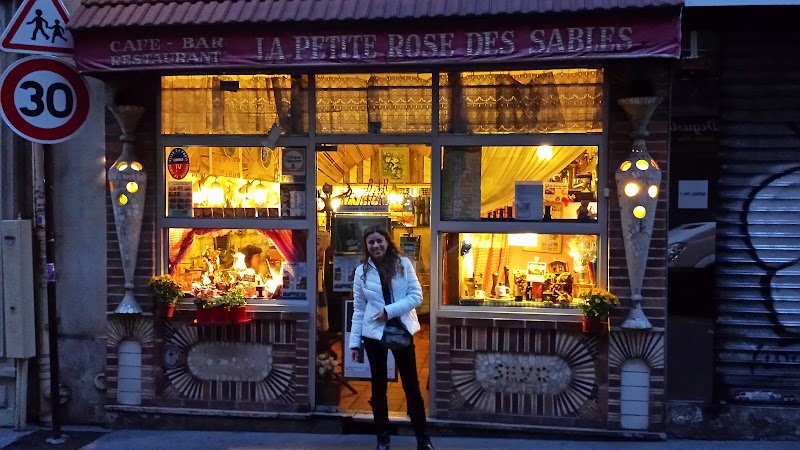 Restaurant La Petite Rose des Sables à Paris, France