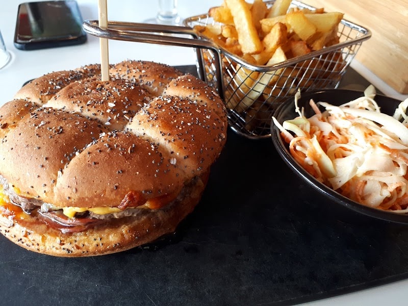 Restaurant La Petite Soeur à Saint-Ouen-sur-Seine, France