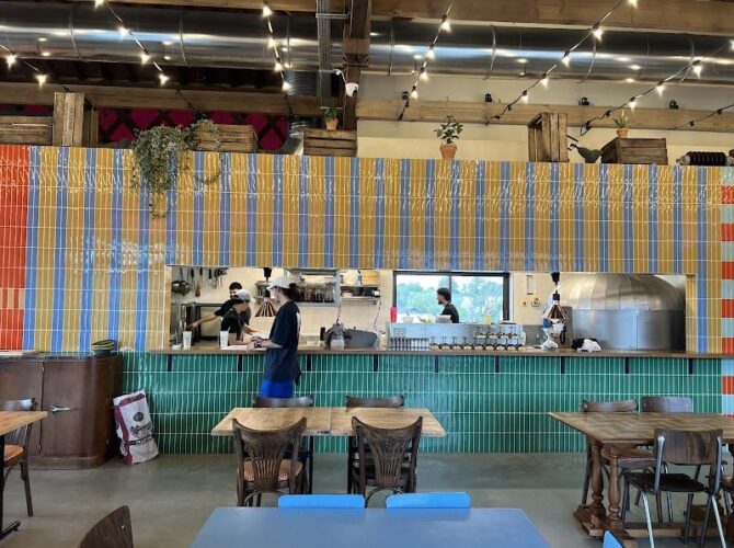 Restaurant La Petite Vitesse _ Ti-Lõ à Dinan, France